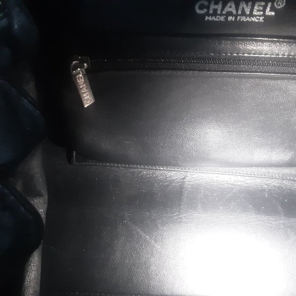 Chanel Lambskin//Patent Flap  2.55 Chain Shoulder Bag 2000-2002 - Picture 5 of 16